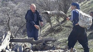 9-    کمینگاه شکارچیان کبک در شهر ثلاث باباجانی تخریب شد